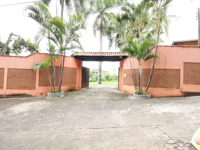 Chácara com 11000m² 5 quartos e 4 banheiros, à venda ou para alugar, no bairro Jardim Cledirna em São João da Boa Vista