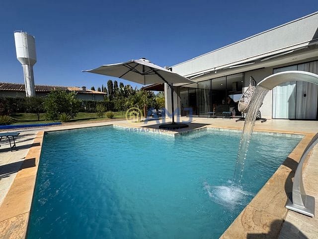 Sítio, 4 quartos, 2205 m² - Foto 1