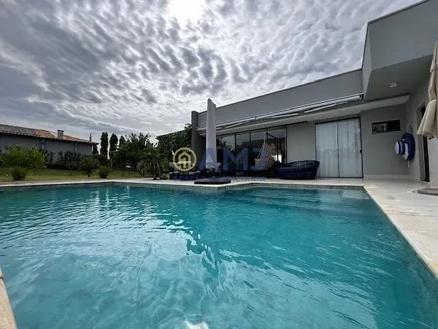 Chácara com 2205m² 4 quartos e 7 banheiros, à venda, no bairro Countryville em Hidrolândia