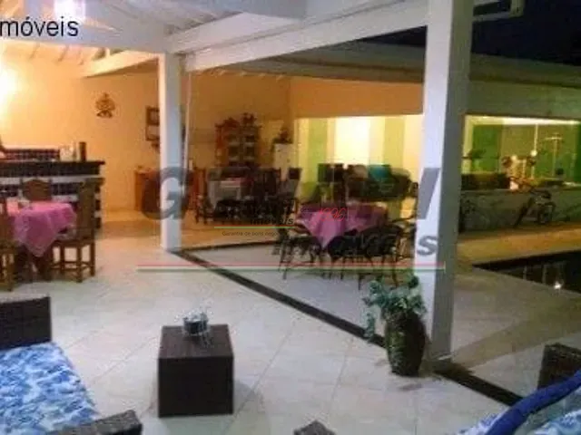 Chácara com 400m² 4 quartos e 6 banheiros, à venda, no bairro Terras de Itaici em Indaiatuba