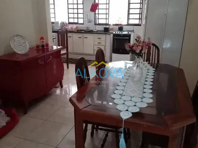 Chácara com 3250m² 3 quartos e 3 banheiros, à venda, no bairro Recanto Caeté em São José dos Campos