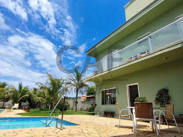 Chácara com 1020m² 4 quartos e 5 banheiros, à venda, no bairro Parque Ana Helena em Jaguariúna