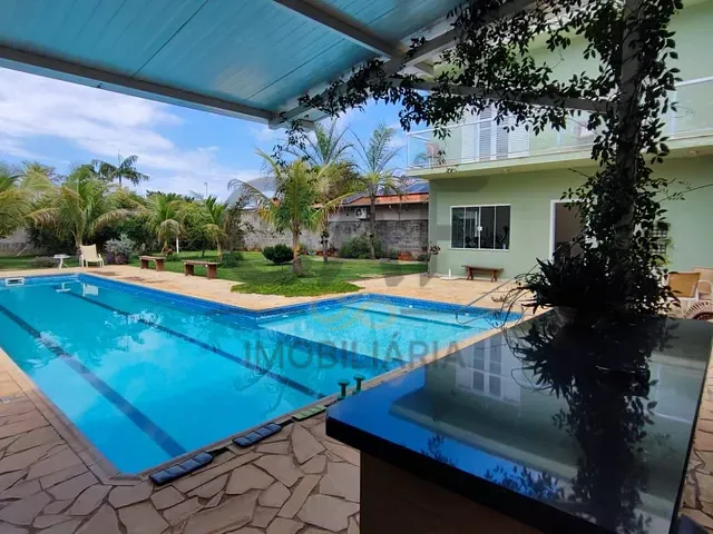 Chácara com 1020m² 4 quartos e 5 banheiros, à venda, no bairro Parque Ana Helena em Jaguariúna