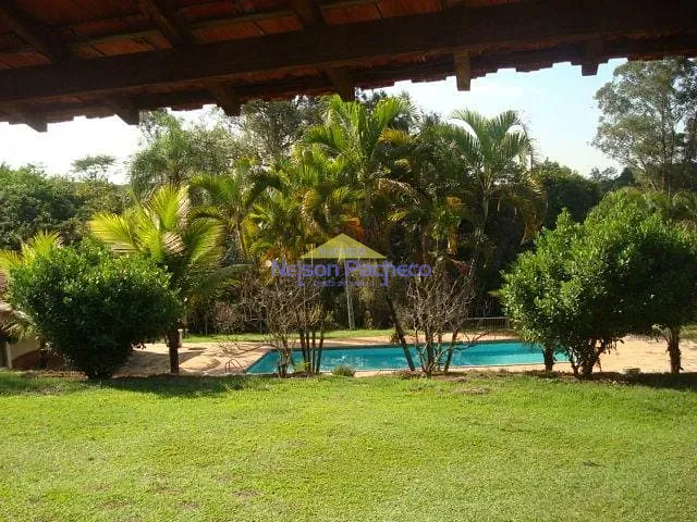 Chácara com 17230m² 5 quartos e 4 banheiros, à venda, no bairro Zona Rural em Capivari