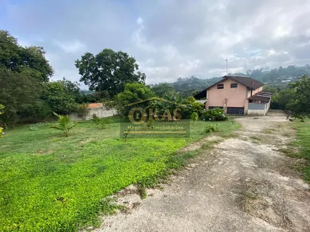Chácara com 1225m² 4 quartos e 3 banheiros, à venda, no bairro Jardim Chácara Méa em Suzano