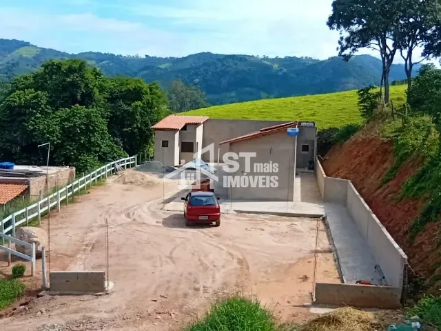 Chácara com 950m² 3 quartos e 2 banheiros, à venda, no bairro Zona Rural em Andradas