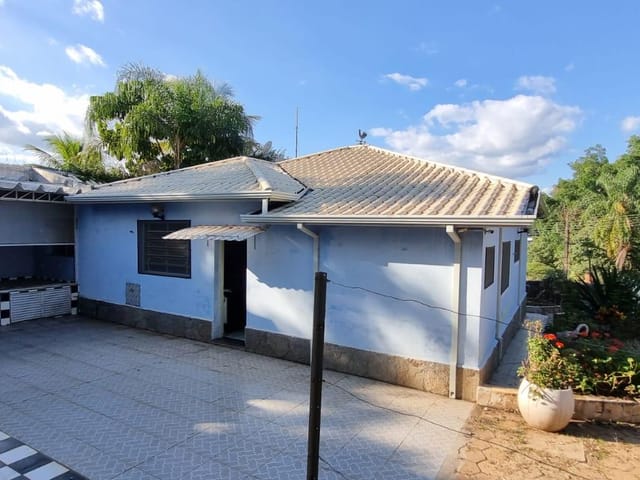 Chácara com 2000m² 4 quartos e 4 banheiros, à venda, no bairro Jardim das Paineiras em São João da Boa Vista