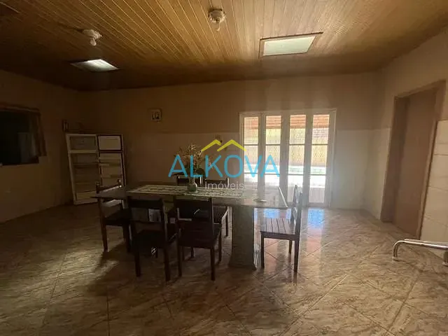 Chácara com 1100m² 6 quartos e 6 banheiros, à venda, no bairro Zona Rural em Monteiro Lobato