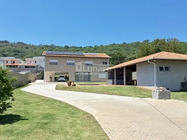 Chácara com 2040m² 4 quartos e 2 banheiros, à venda, no bairro Itaoca em Guararema