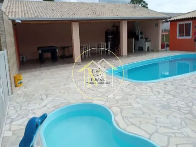 Chácara com 2500m² 3 quartos e 3 banheiros, à venda, no bairro Várzea de Cima em Sarapuí