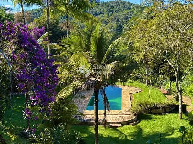 Chácara com 7000m² 3 quartos e 4 banheiros, à venda, no bairro BALANÇA em Simão Pereira