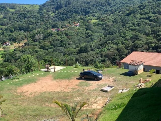 Chácara com 3000m², à venda ou para alugar, no bairro Tenentes em Extrema