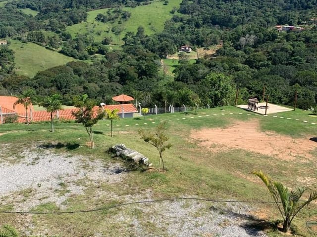 Chácara com 3000m², à venda ou para alugar, no bairro Tenentes em Extrema