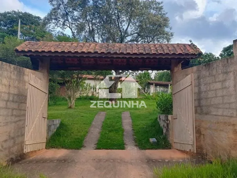 Chácara, 2 quartos, 1793 m² - Foto 2