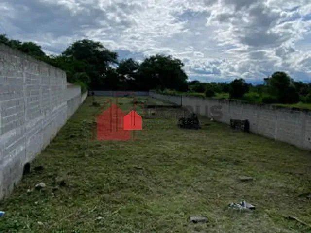 Chácara com 2250m², à venda, no bairro MASSAIN em Pindamonhangaba