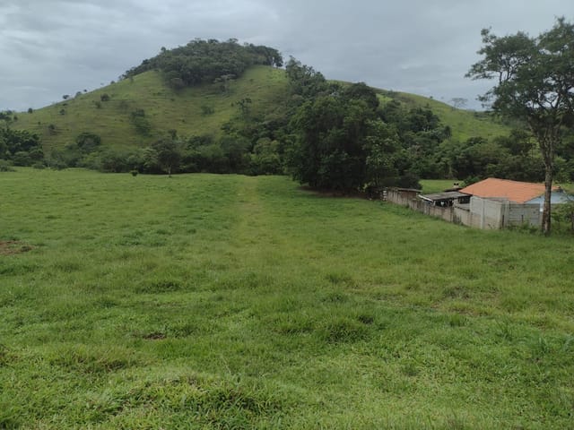 Chácara com 25150m², à venda, no bairro Registro em Taubaté