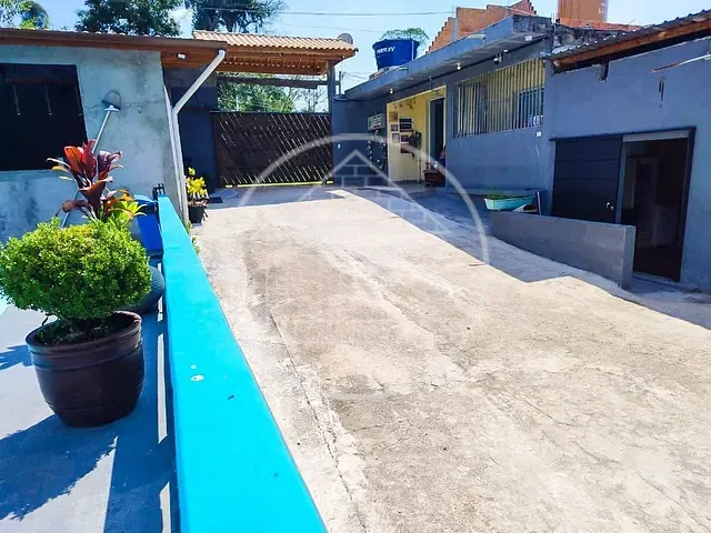 Chácara com 2000m² 2 quartos e 3 banheiros, à venda, no bairro Chácara Riachuelo em Embu-Guaçu