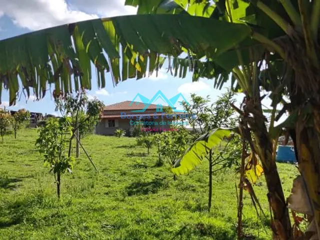 Chácara com 4220m² 3 quartos e 3 banheiros, à venda, no bairro Carafá em Votorantim