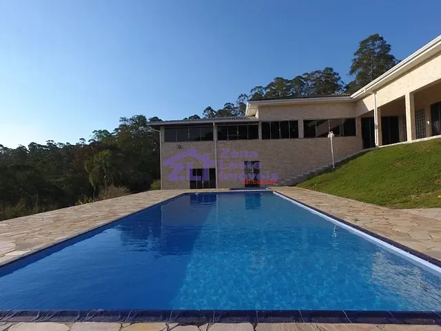 Chácara com 4000m² 5 quartos e 5 banheiros, à venda, no bairro Luiz Carlos em Guararema