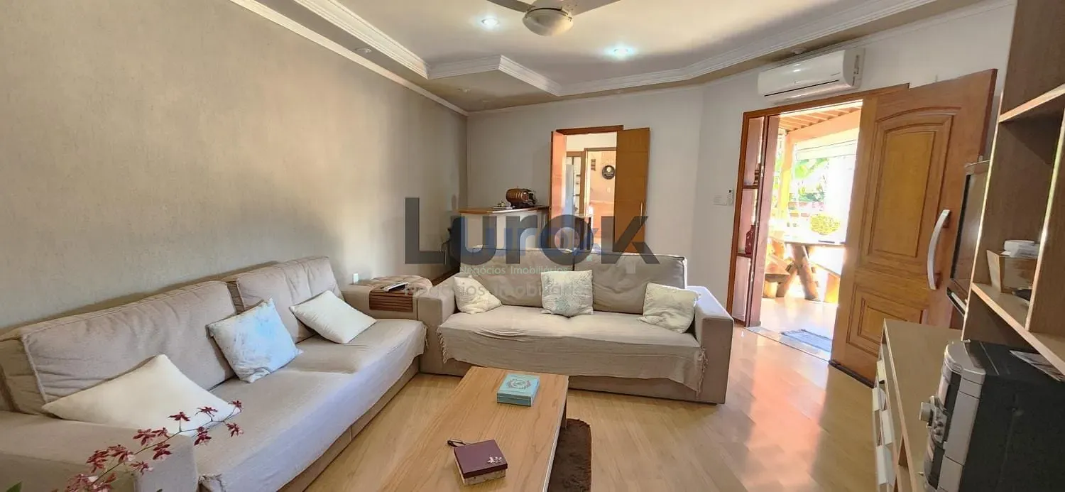 Chácara, 3 quartos, 1560 m² - Foto 2