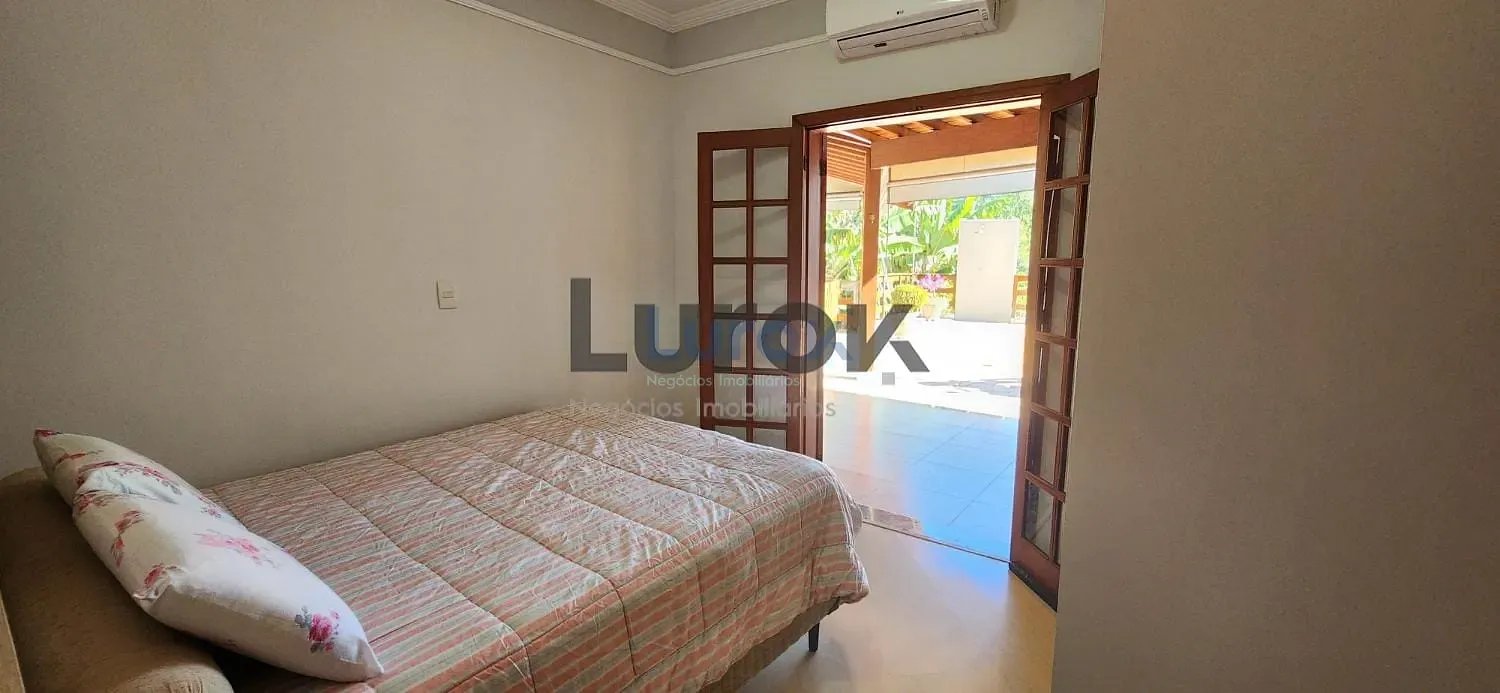 Chácara, 3 quartos, 1560 m² - Foto 8