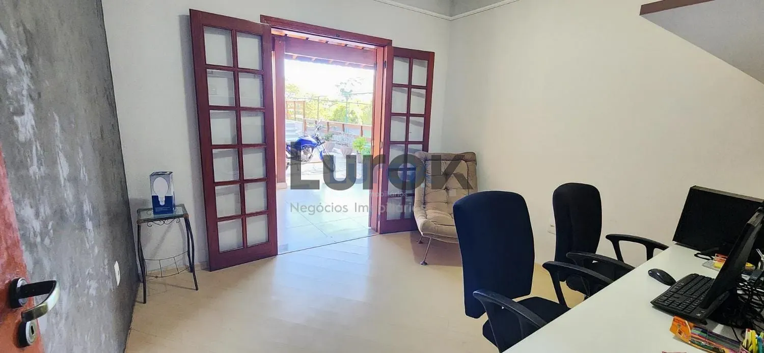 Chácara, 3 quartos, 1560 m² - Foto 6