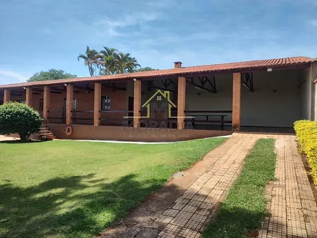 Chácara com 852m² 2 quartos e 1 banheiro, à venda, no bairro Santa Cruz em Guaxupé