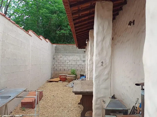 Chácara com 920m² 4 quartos e 2 banheiros, à venda, no bairro Núcleo Urbano Parque Ana Helena em Jaguariúna