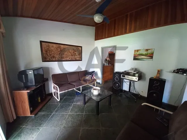 Sítio com 24200m² 3 quartos e 3 banheiros, à venda, no bairro Chácaras São Francisco em Mogi Mirim