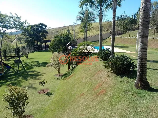 Chácara com 2000m² 3 quartos e 3 banheiros, à venda, no bairro CAPOEIRINHA em Guararema