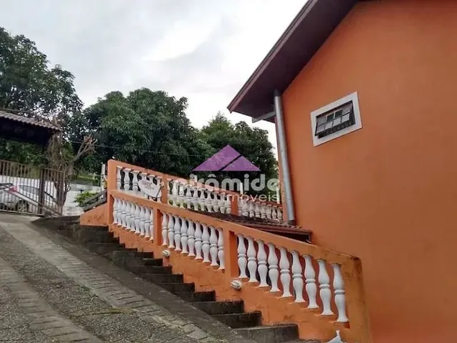 Chácara com 2000m² 3 quartos e 4 banheiros, à venda, no bairro Freitas em São José Dos Campos