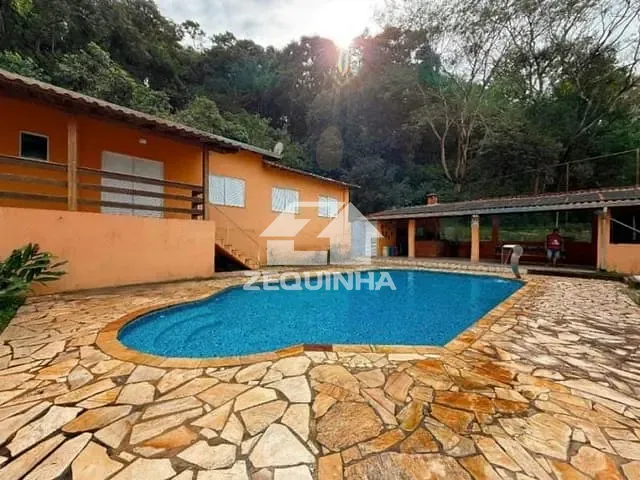 Chácara com 4357m² 4 quartos e 4 banheiros, à venda, no bairro Quintas de Pirapora Ii em Salto de Pirapora