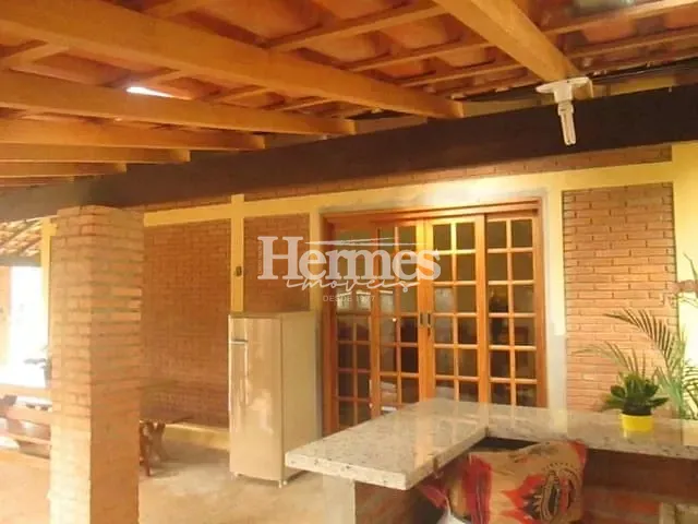 Chácara com 1000m² 3 quartos e 3 banheiros, à venda, no bairro Parque da Represa em Paulínia