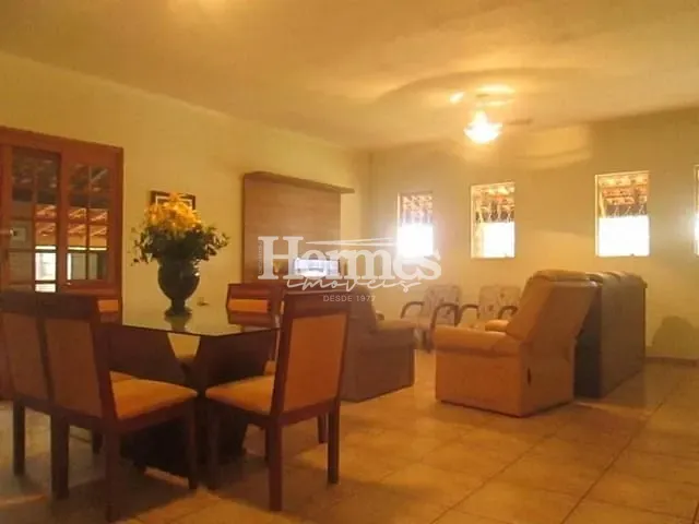 Chácara com 1000m² 3 quartos e 3 banheiros, à venda, no bairro Parque da Represa em Paulínia