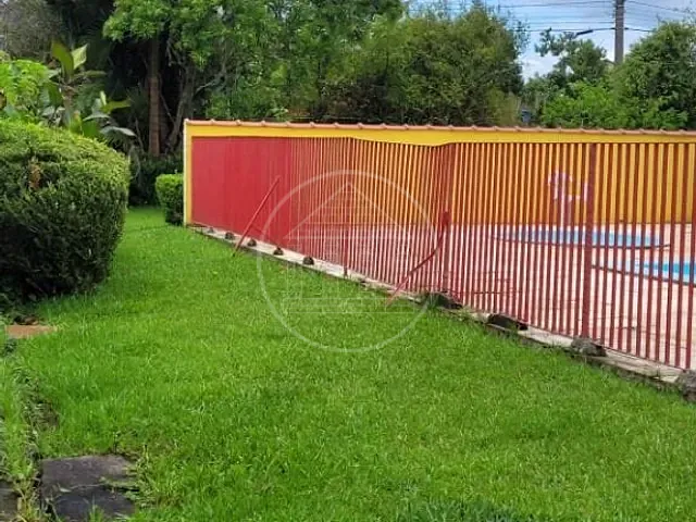 Chácara com 3000m² 3 quartos e 2 banheiros, à venda, no bairro Chácaras Granjinhas Regina Maria em Embu-Guaçu