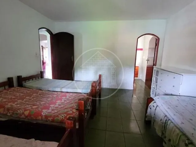 Chácara com 3000m² 3 quartos e 2 banheiros, à venda, no bairro Chácaras Granjinhas Regina Maria em Embu-Guaçu