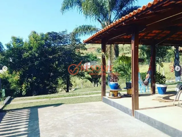 Chácara com 2000m² 3 quartos e 3 banheiros, à venda, no bairro Capoeirinha em Guararema