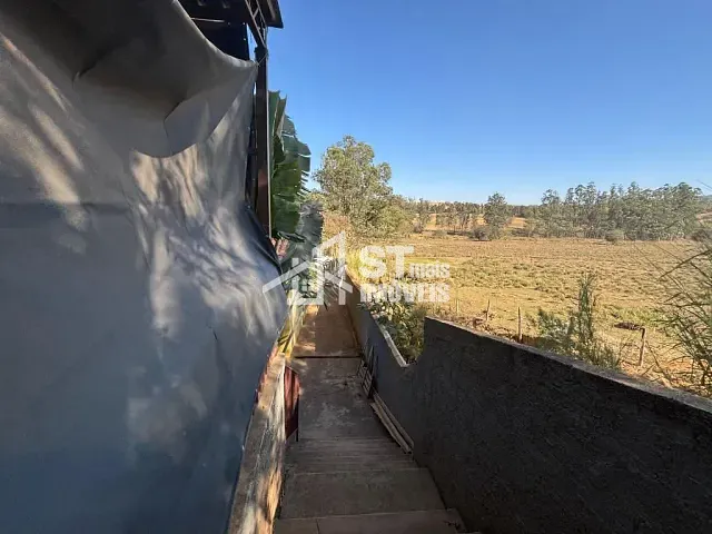 Chácara com 1300m² 2 quartos e 1 banheiro, à venda, no bairro Zona Rural em Andradas