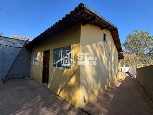 Chácara com 1300m² 2 quartos e 1 banheiro, à venda, no bairro Zona Rural em Andradas