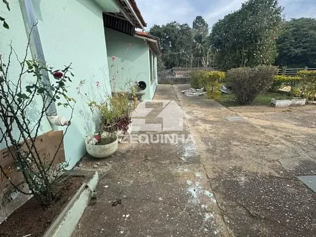 Chácara com 1982m² 3 quartos e 2 banheiros, à venda, no bairro Chácara Tropical (Caucaia do Alto) em Cotia