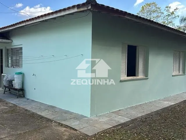 Chácara com 1982m² 3 quartos e 2 banheiros, à venda, no bairro Chácara Tropical (Caucaia do Alto) em Cotia