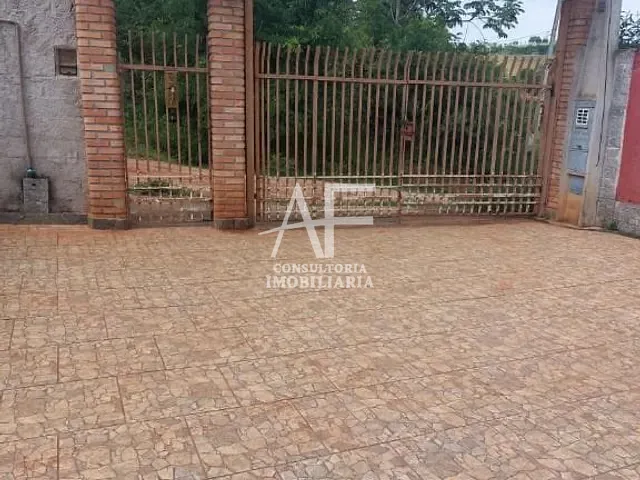 Chácara com 1000m² 3 quartos e 3 banheiros, para alugar, no bairro Piracangaguá em Taubaté