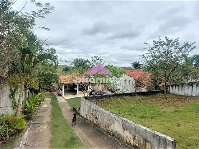 Chácara com 2458m² 1 quarto e 2 banheiros, à venda, no bairro Marambaia em Caçapava