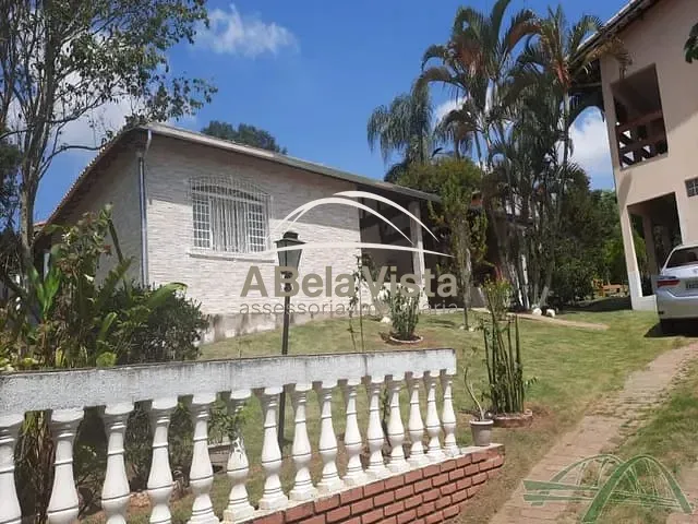 Chácara com 350m² 2 quartos e 2 banheiros, à venda, no bairro Nova Mairinque em Mairinque