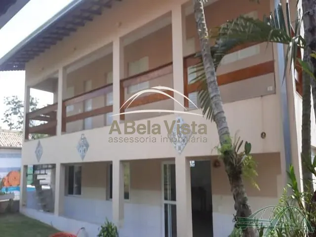 Chácara com 350m² 2 quartos e 2 banheiros, à venda, no bairro Nova Mairinque em Mairinque