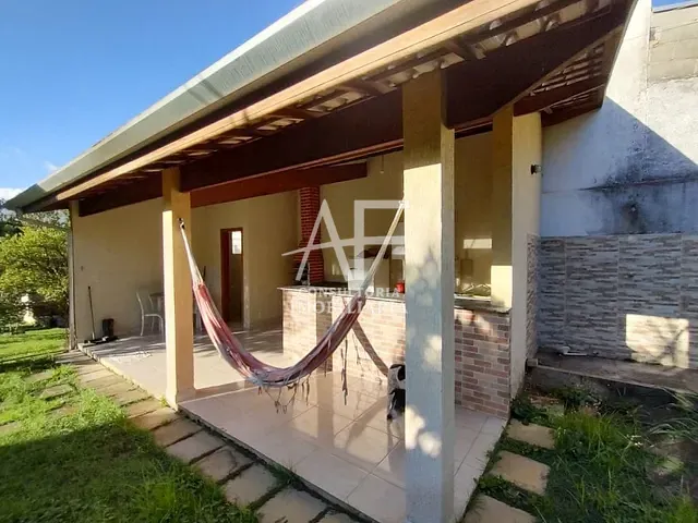 Chácara com 1050m², à venda, no bairro Granjas Rurais Reunidas São Judas Tadeu em Taubaté