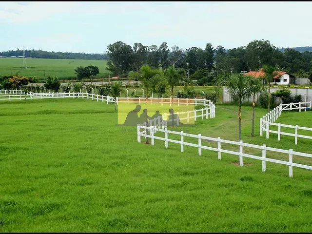 Chácara com 15000m² 2 quartos e 4 banheiros, à venda, no bairro Barão Geraldo em Campinas