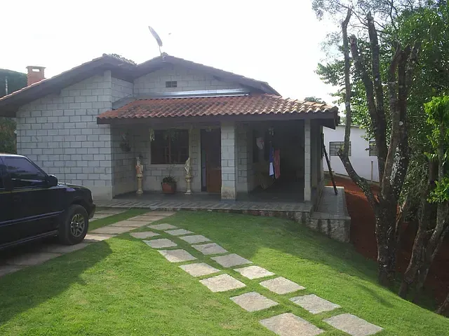 Chácara 2 quartos e 3 banheiros, à venda, no bairro Haras Santa Rosa em Ibiúna