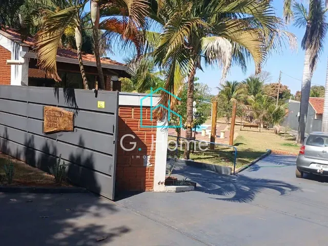 Chácara com 1872m² 2 quartos e 3 banheiros, à venda, no bairro Centro em Alvorada do Sul