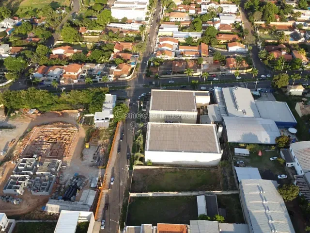 Chácara com 1000m² 1 quarto e 1 banheiro, à venda, no bairro Loteamento Santo Antonio em Jaguariúna